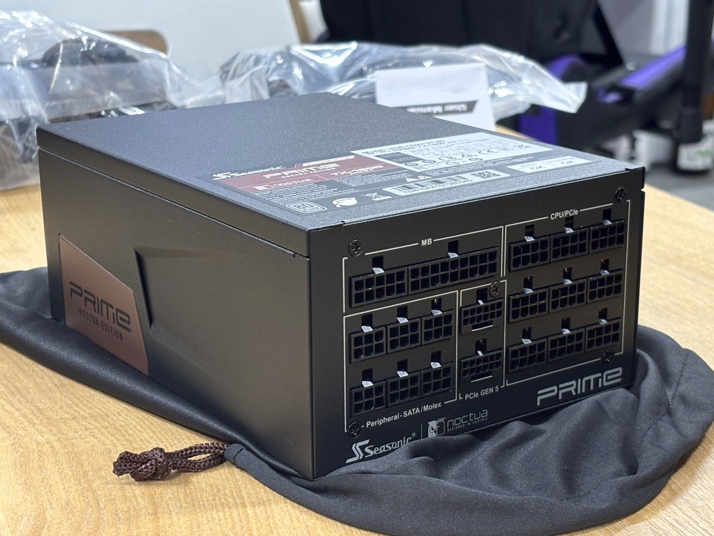 PRIME_TX1600_Noctua_akb_04