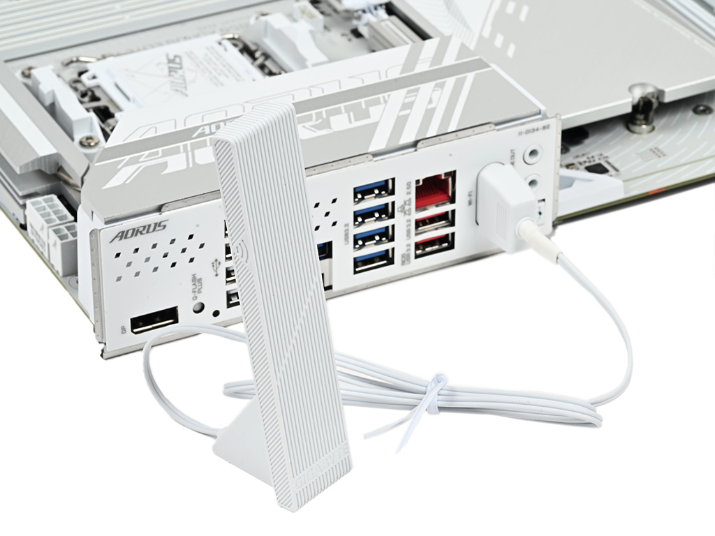 b850_aorus_elite_wifi7_ice_59