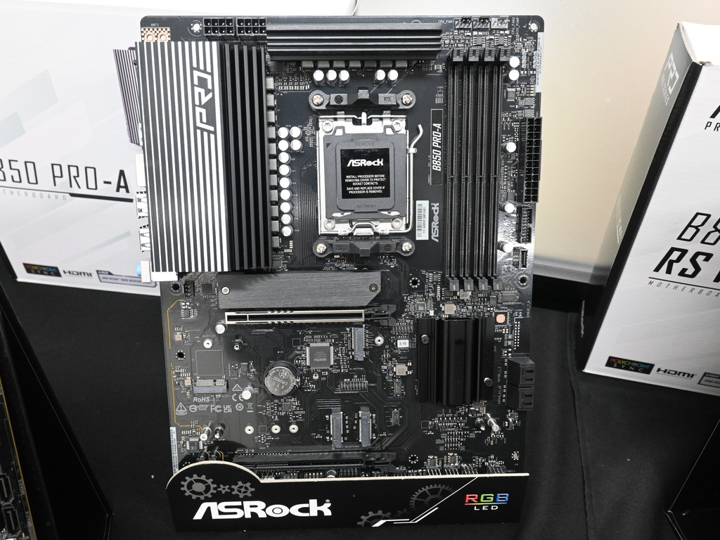 ASRock_B860_B850_32