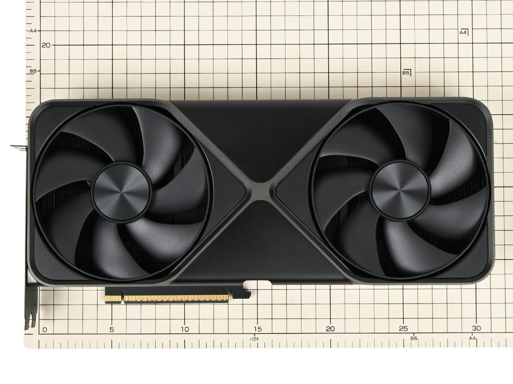 geforce_rtx_5090_fe_01