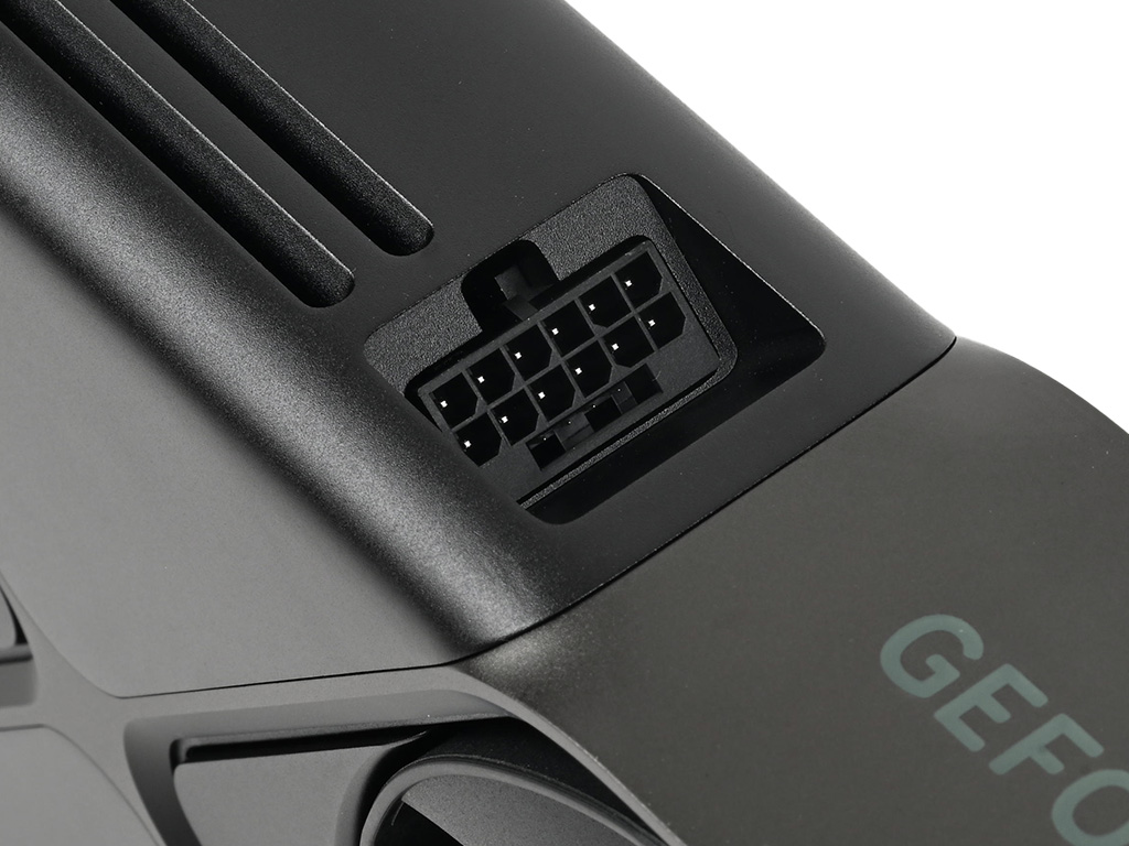 geforce_rtx_5090_fe_47