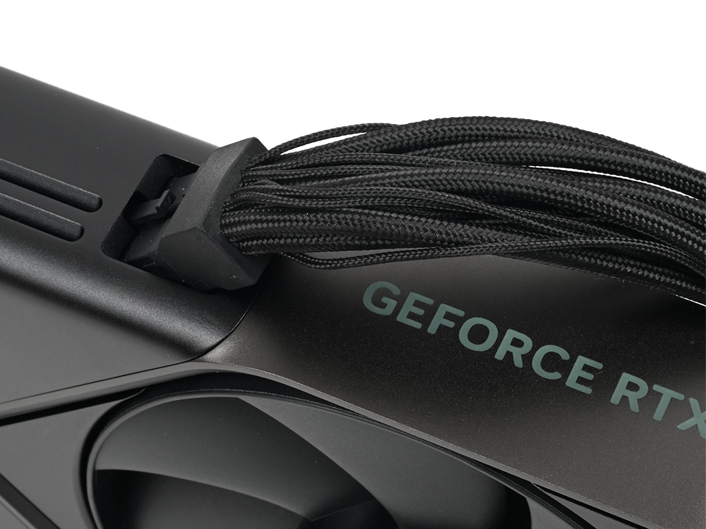 geforce_rtx_5090_fe_54
