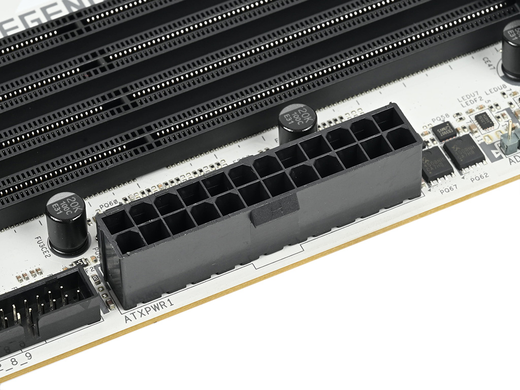 b850_steel_legend_wifi_015