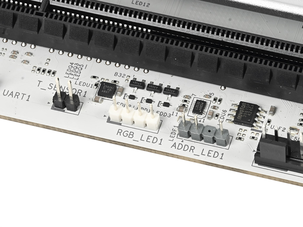 b850_steel_legend_wifi_021