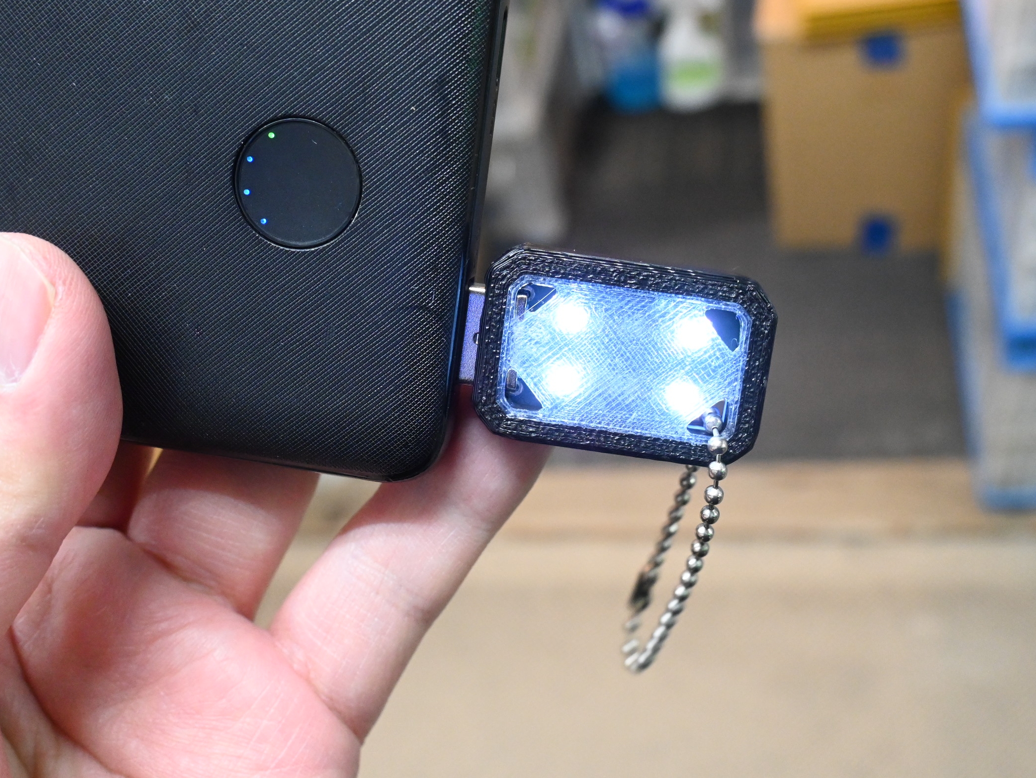 usb_black_led_04