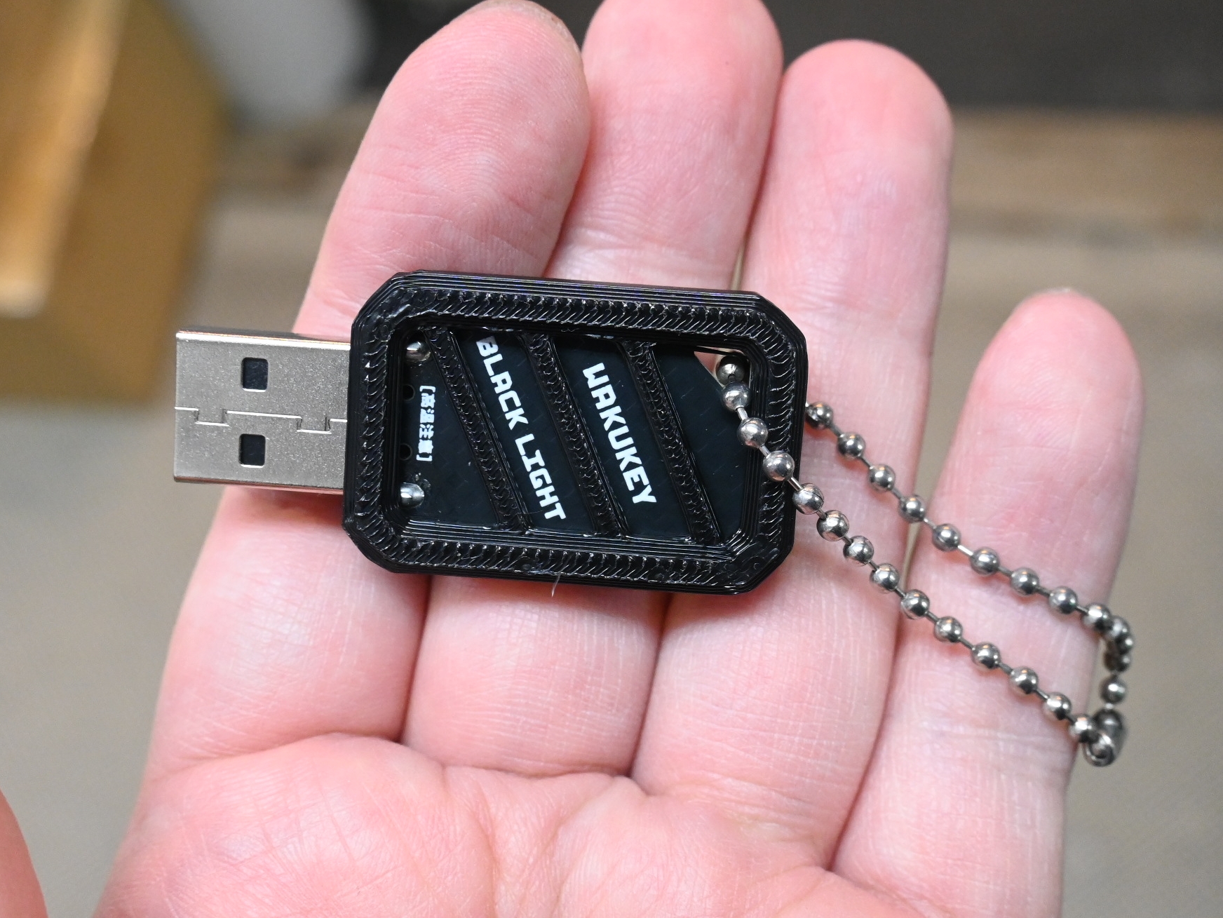 usb_black_led_06