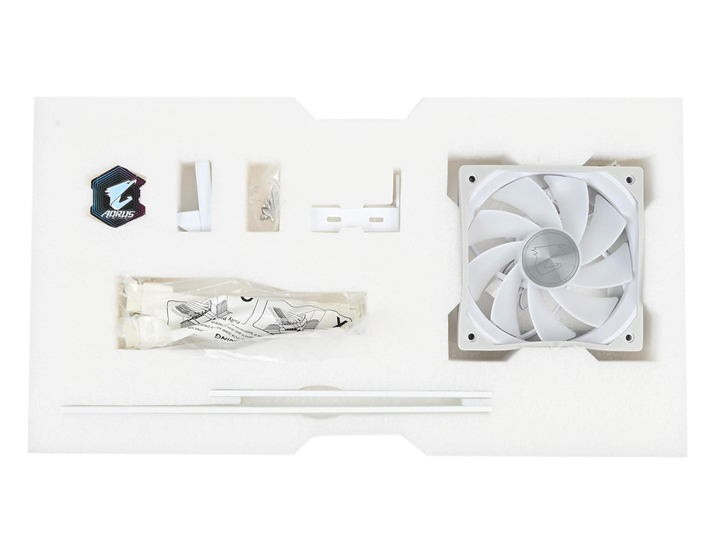 aorus_gf_rtx_5090_master_ice_16