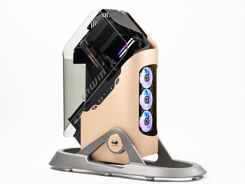 In_Win_Infinite_01