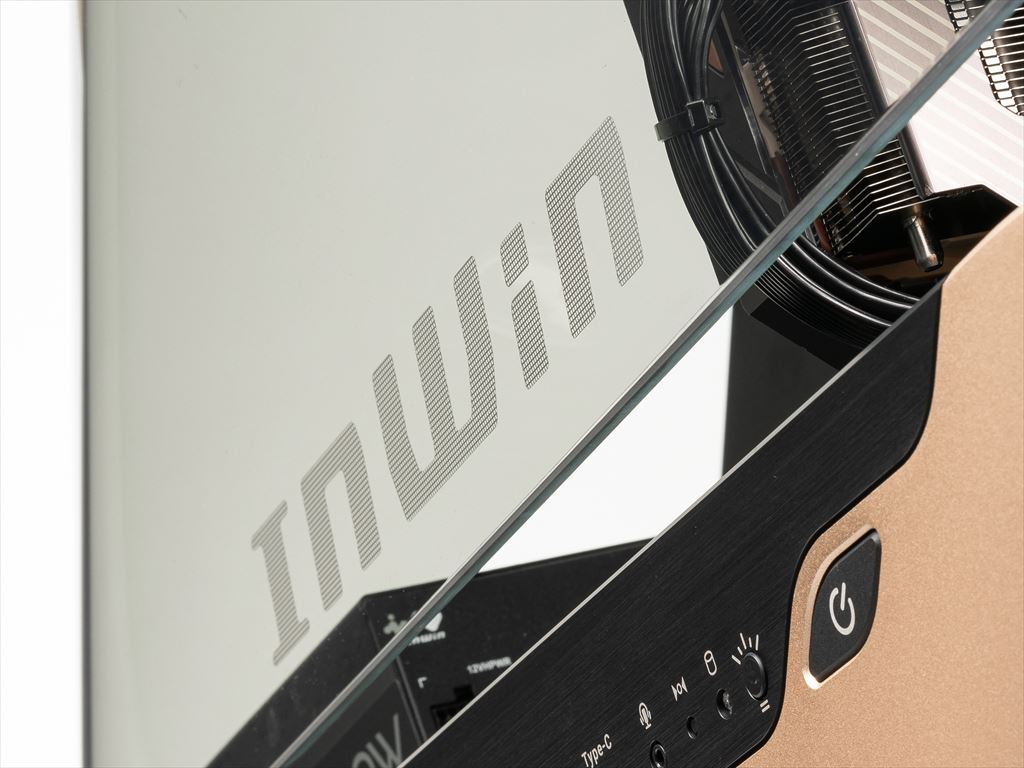 In_Win_Infinite_02
