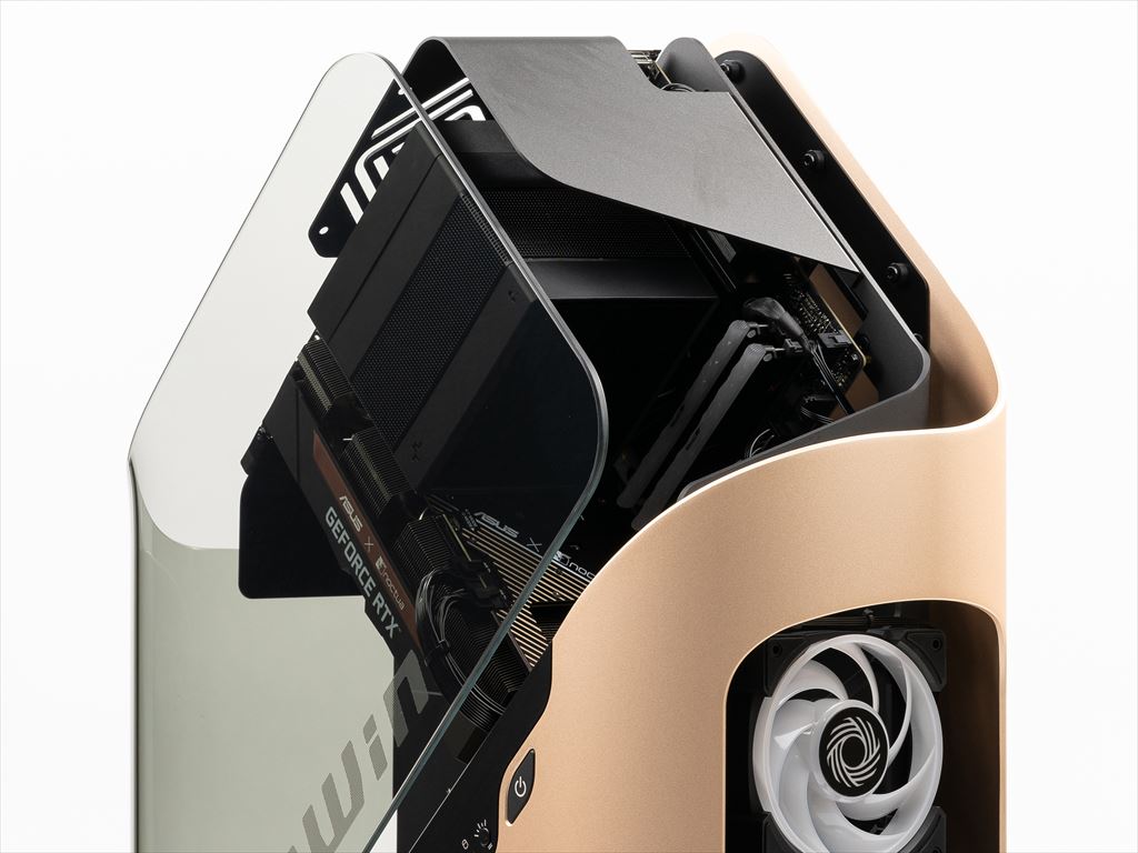 In_Win_Infinite_03