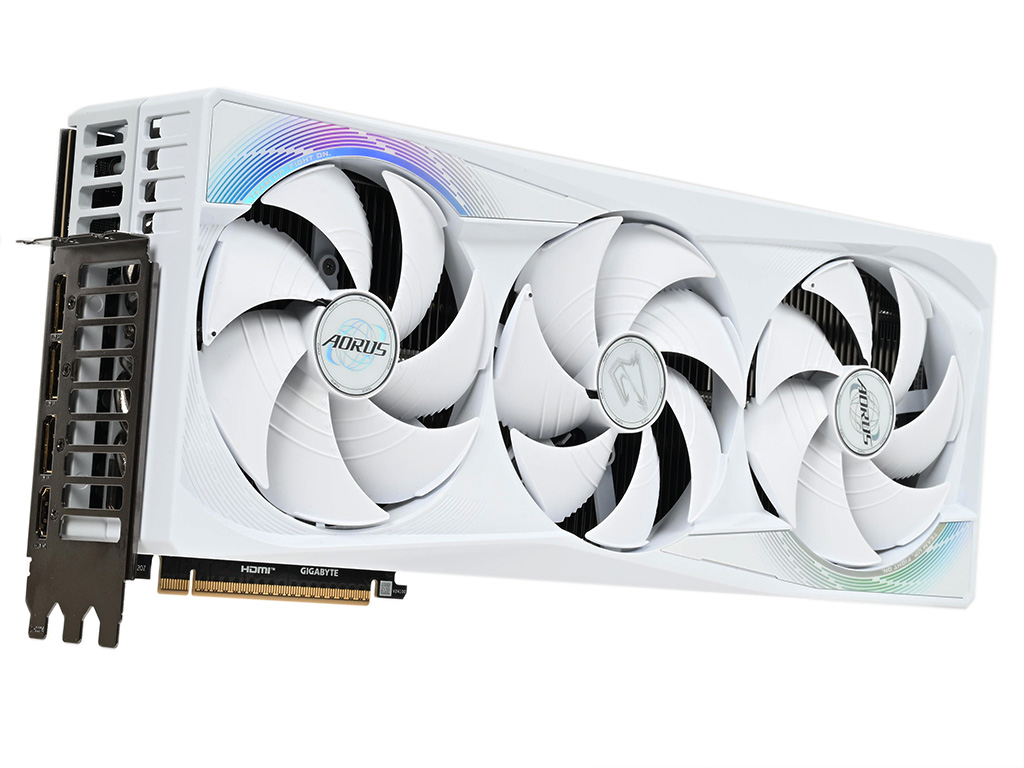 aorus_gf_rtx_5090_master_ice_04