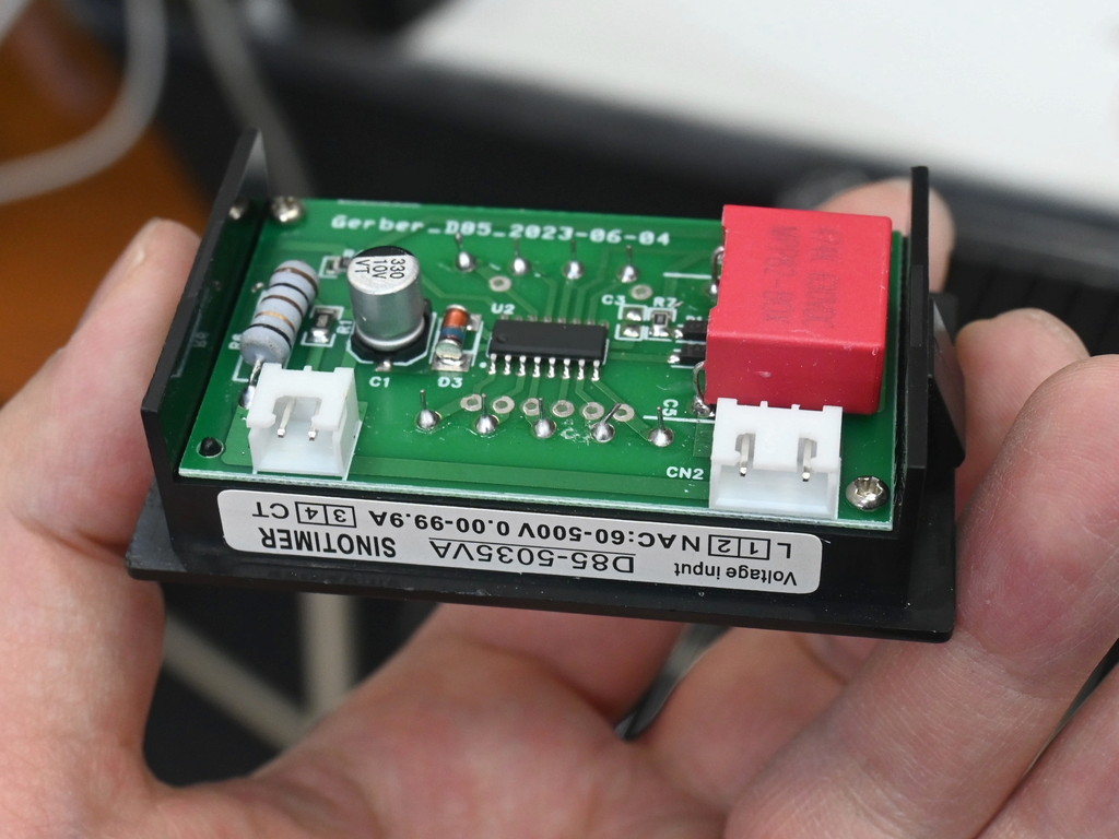d85_ac_meter_05