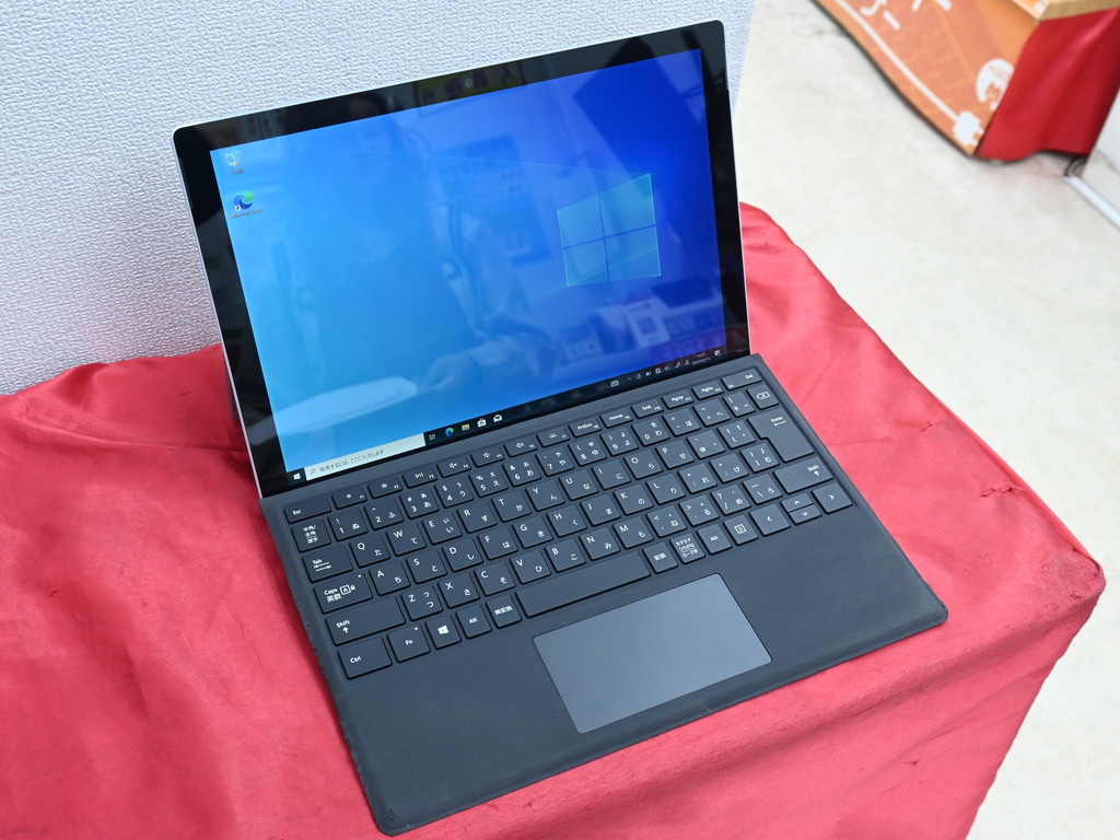 (お買い得中古品情報) タイプカバー付き「Surface Pro 5」(保証なし中古)が税込10,000円で販売中