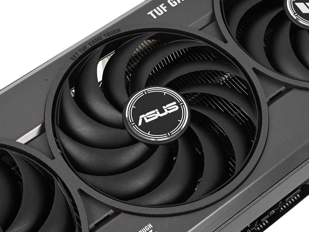 tuf_rtx5070ti_o16g_gaming_26