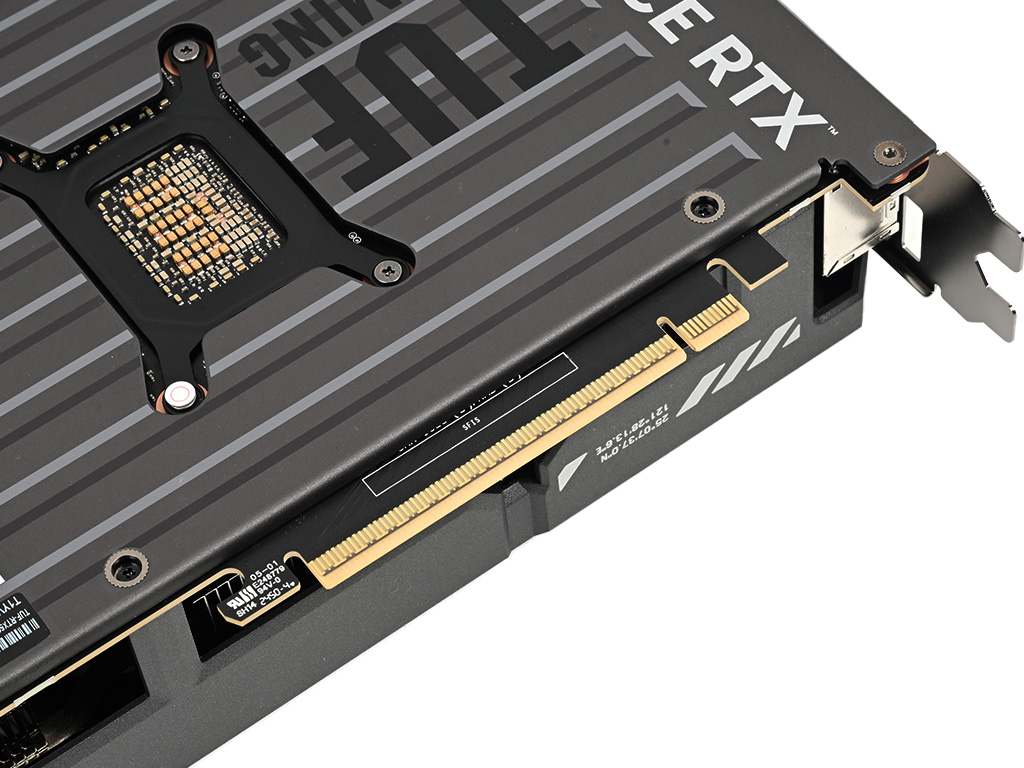 tuf_rtx5070ti_o16g_gaming_29