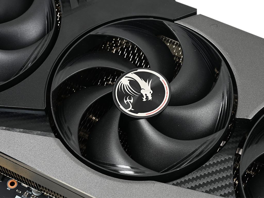 geforce_rtx_5080_16gb_vanguard_27
