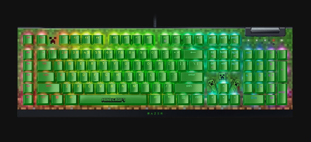 Razer_Minecraft_Collection_03