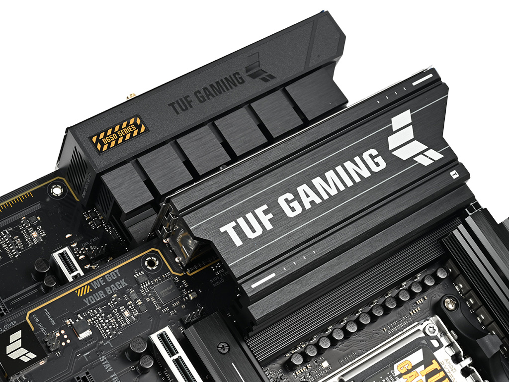 tuf_gaming_g850_plus_wifi_04