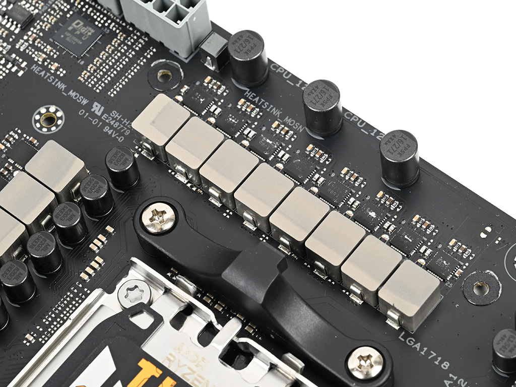 tuf_gaming_g850_plus_wifi_49