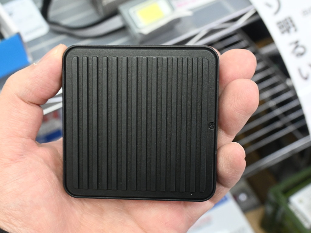 display_m2_case_2242_04