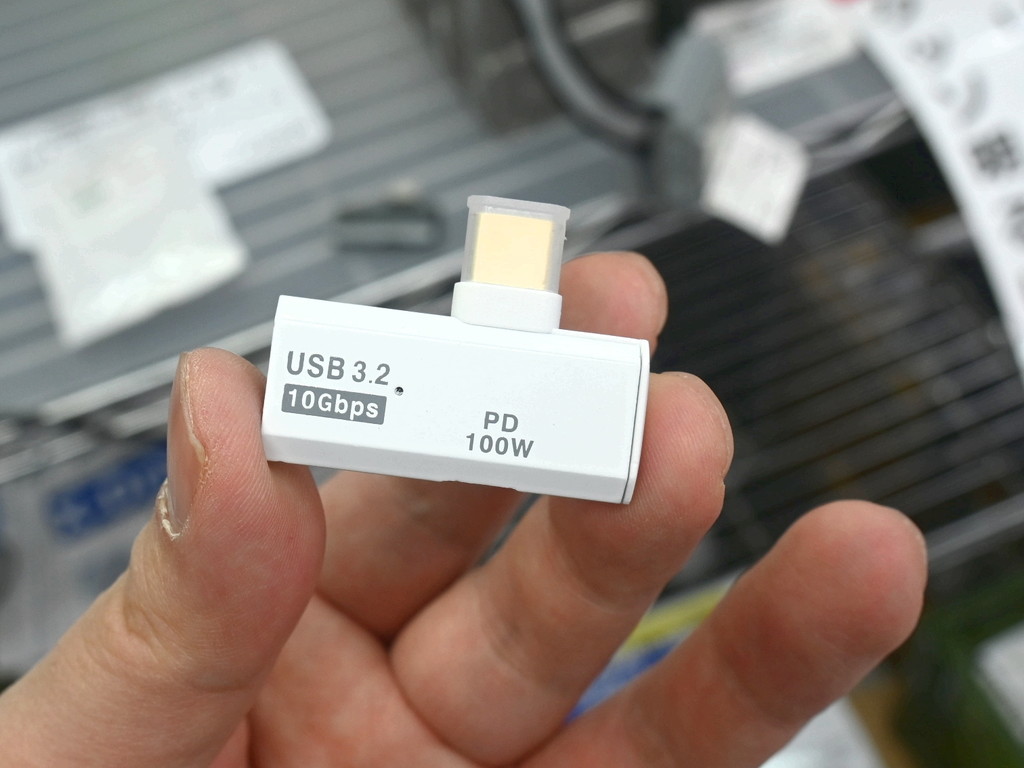 (アキバ取材班) スマホに最大100W給電しながらType-C機器が使えるOTGアダプタが990円
