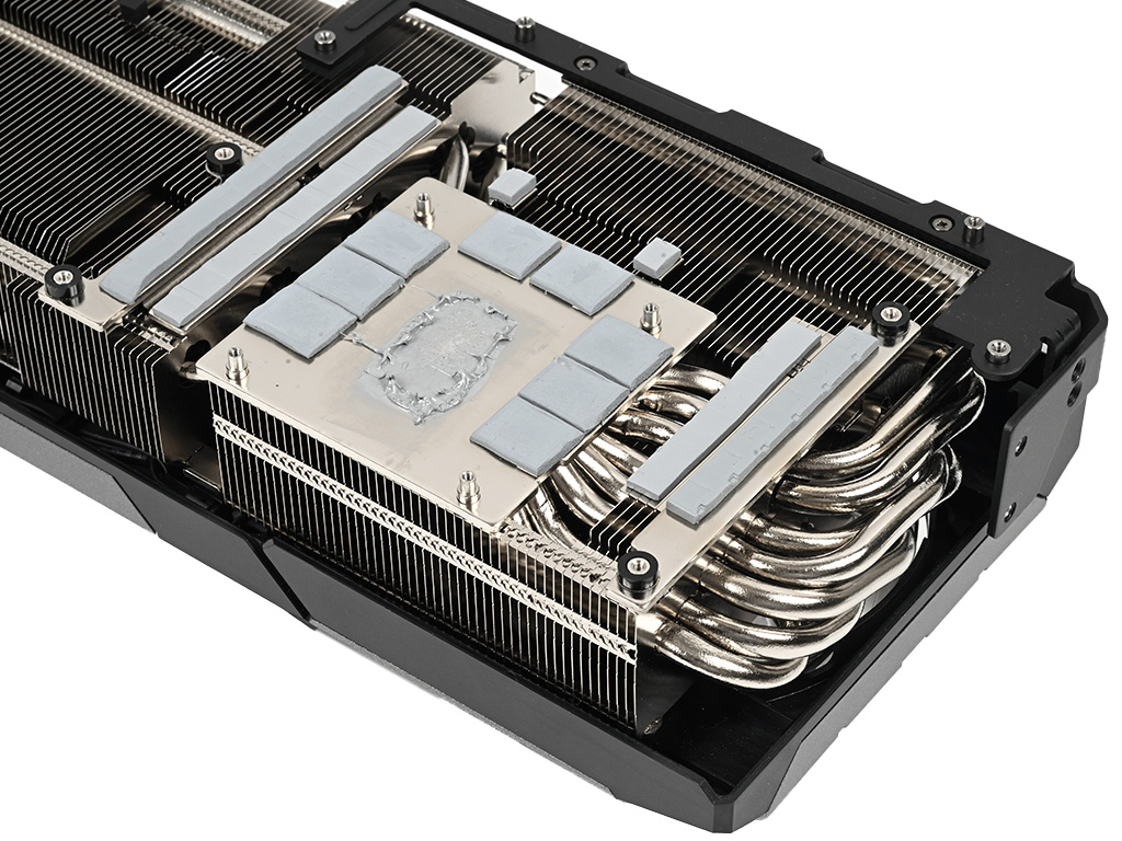 rx9070xt_tc_16Go_37