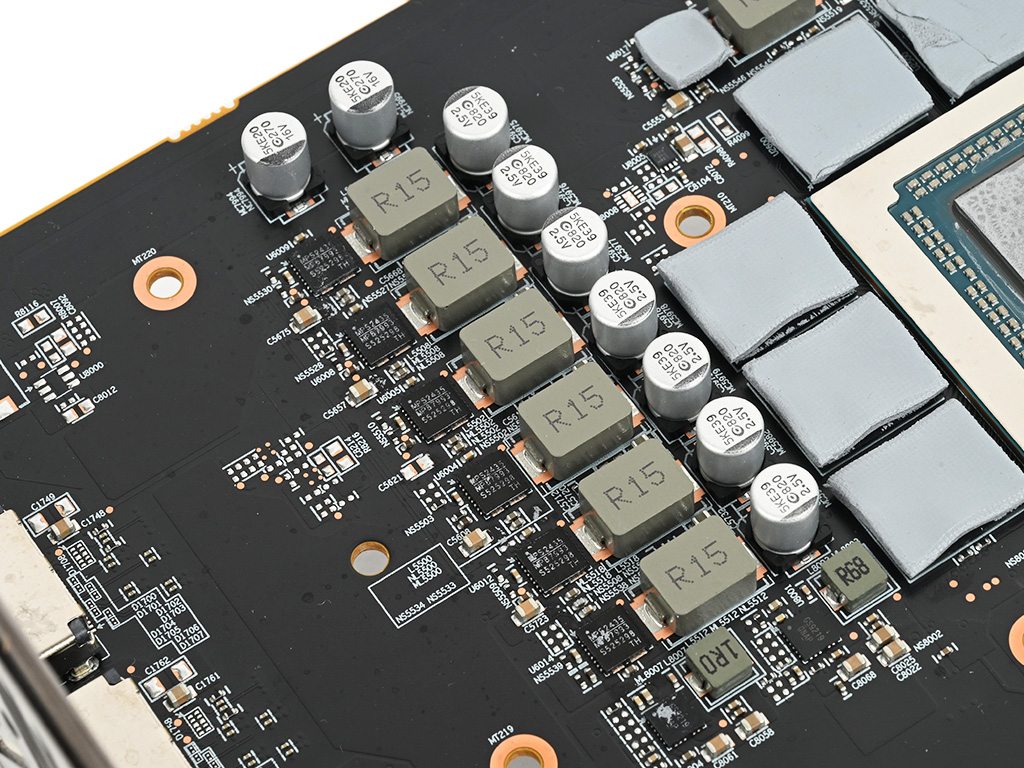 nitro_radeon_rx_9070_xt_56