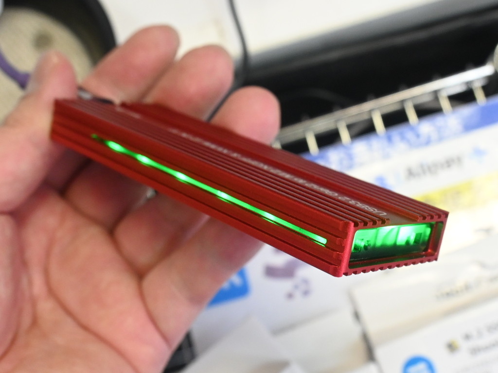 m2_led_case_03