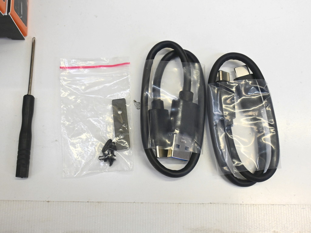 m2_led_case_07