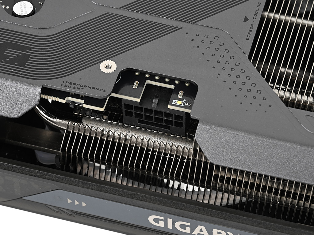 geforce_rtx_5070_gaming_oc_12g_14
