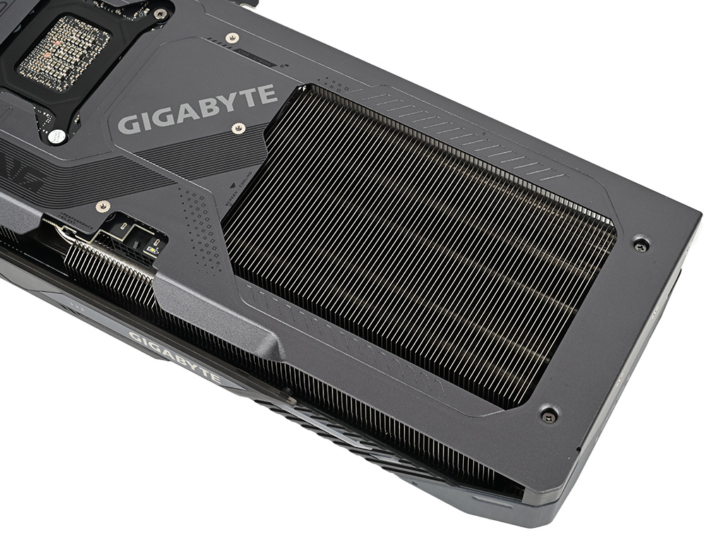 geforce_rtx_5070_gaming_oc_12g_22
