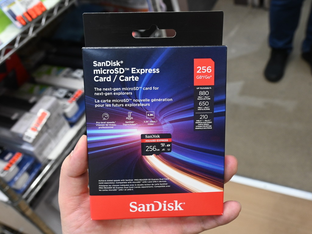 microSD_Express_256_03