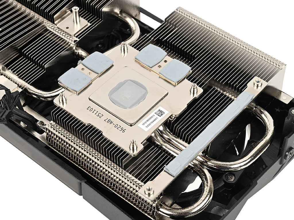 geforce_rtx_5070_ti_gaming_oc_34