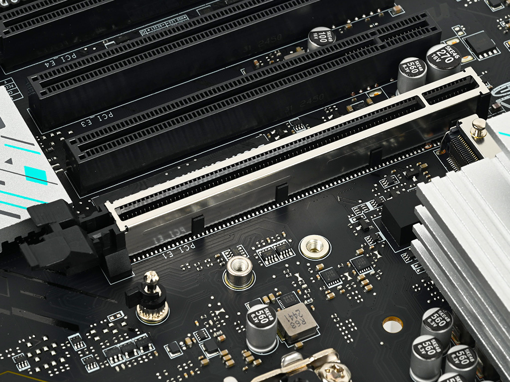 b860m_gaming_plus_wifi_34