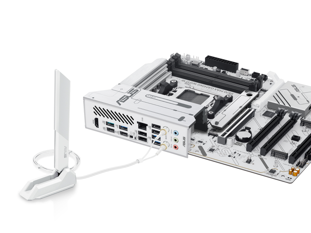 X870_MAX_GAMING_WIFI7_W_03