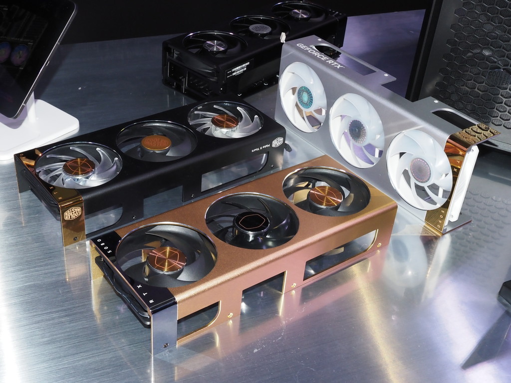 computex2025_cm_vga_cooler_03