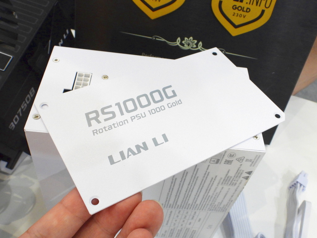 250527computex2025_lianli_psu_06
