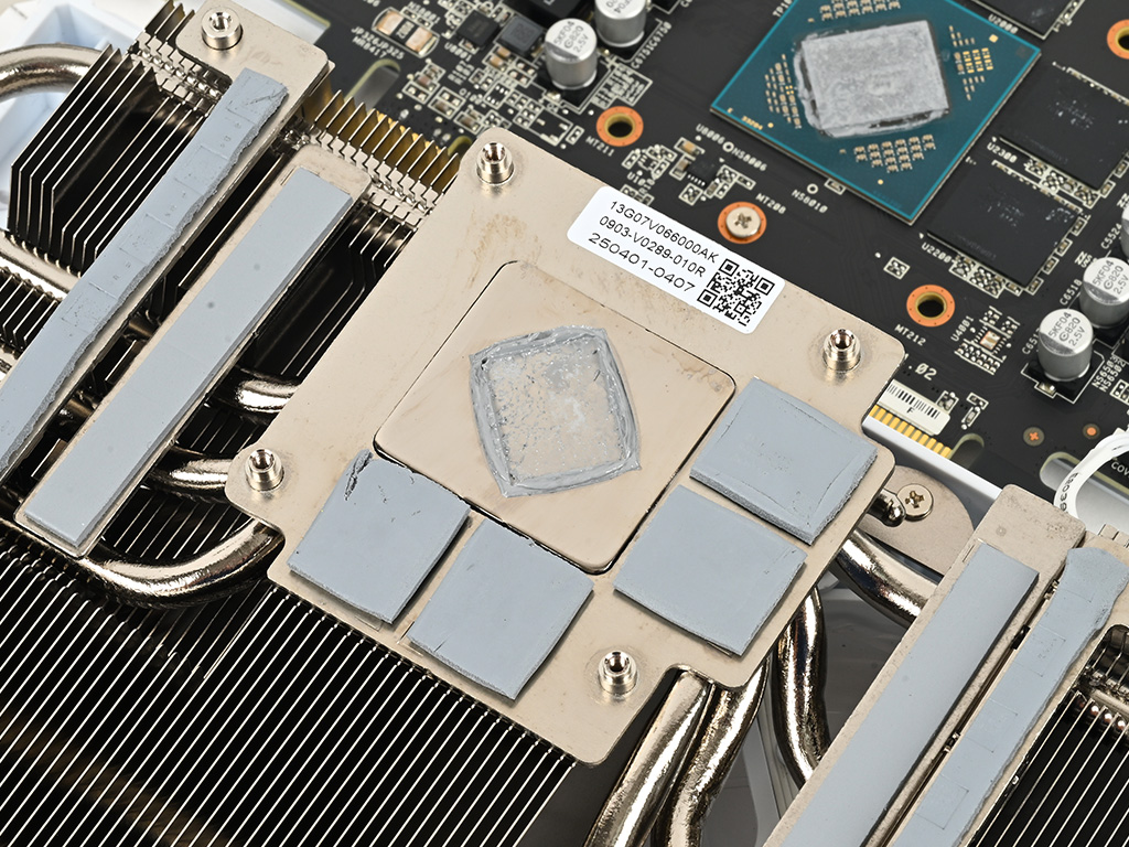 rx6900xt_sl_16go_027