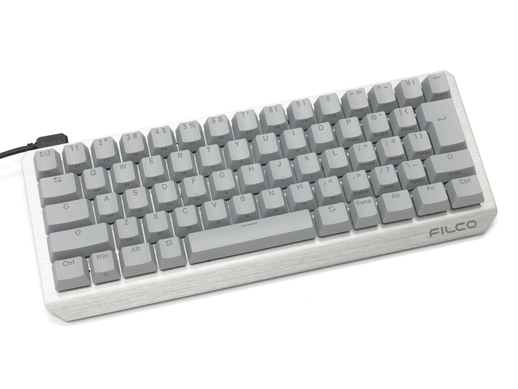 (今日のお買い得) CHERRY MX2A RGB銀軸搭載の60％キーボード「Majestouch Luce60」が25％オフ