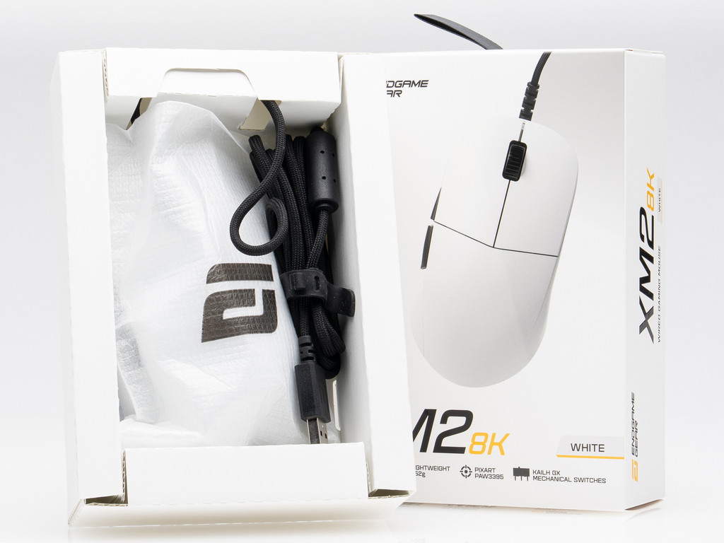 xm2_8k_gaming_mouse_white_2