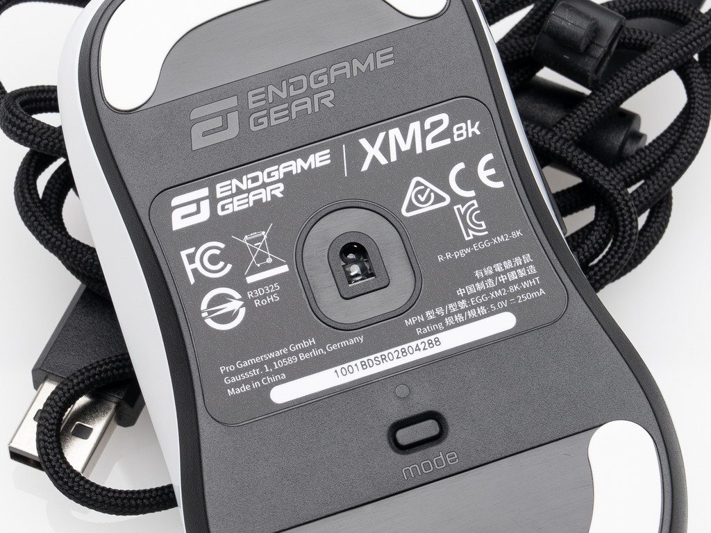 xm2_8k_gaming_mouse_white_22