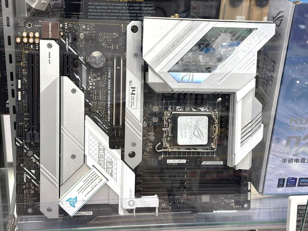 akiba_asus_20250725_04
