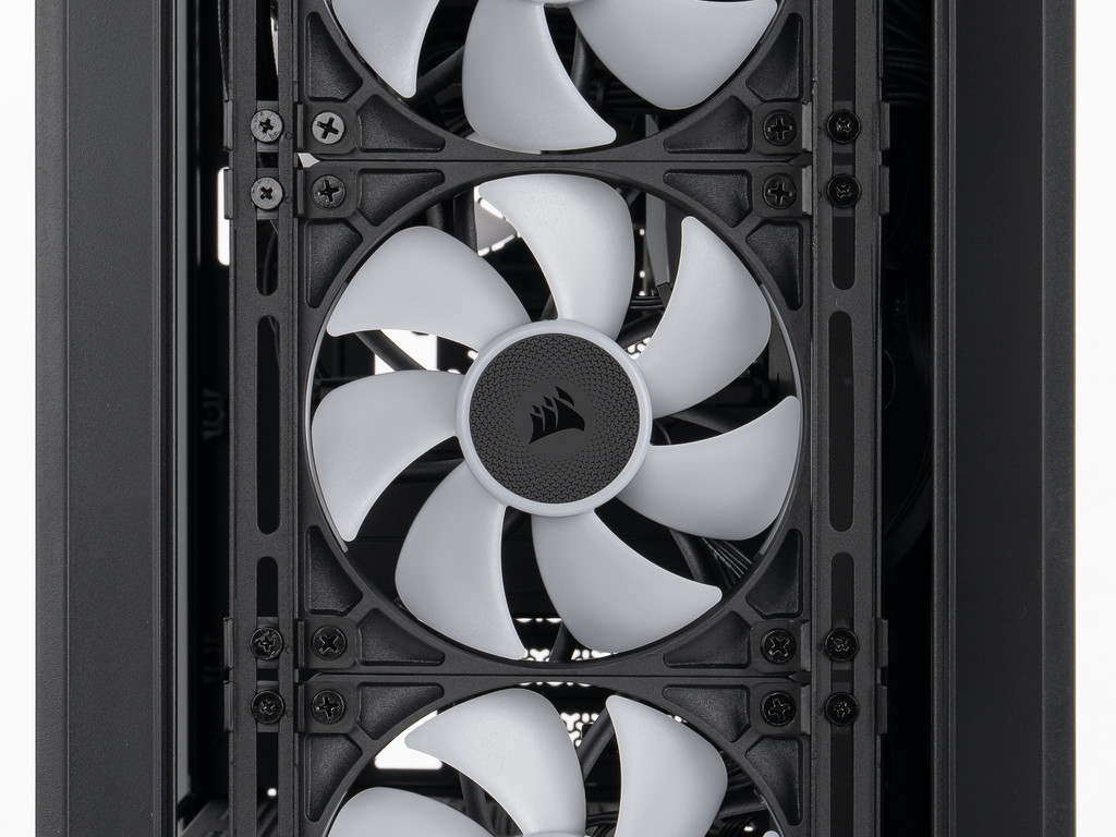 AG_AG8B85ARD7X_CF4S_review_16