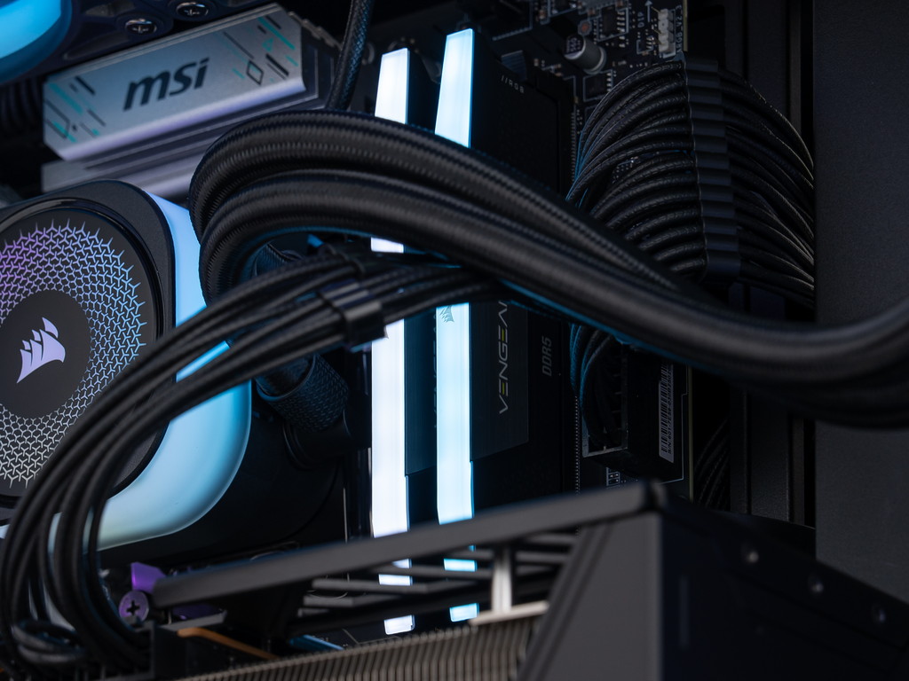 AG_AG8B85ARD7X_CF4S_review_37