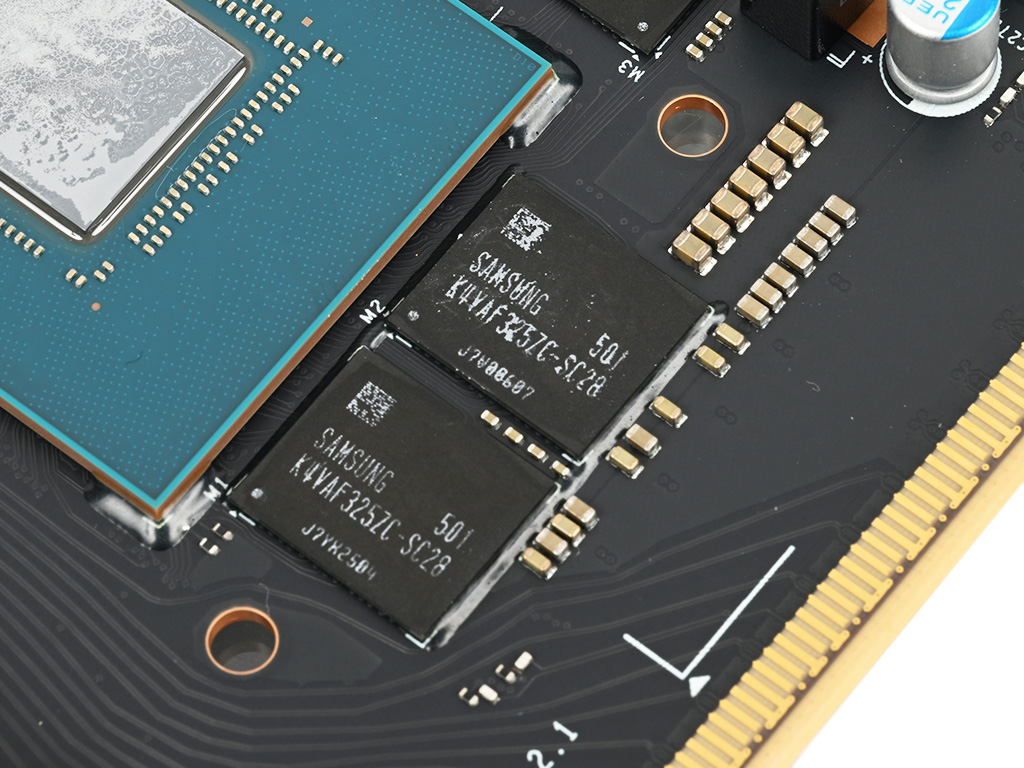 geforce_rtx_5070_12g_gaming_trio_oc_040
