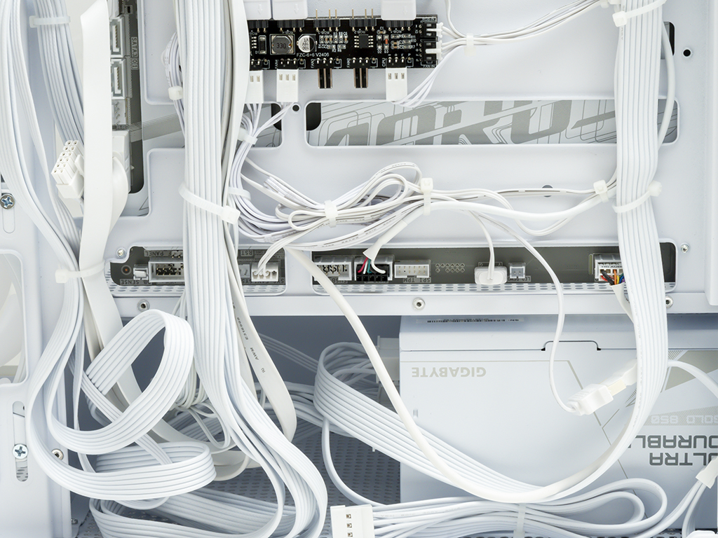 gigabyte-stealth_26