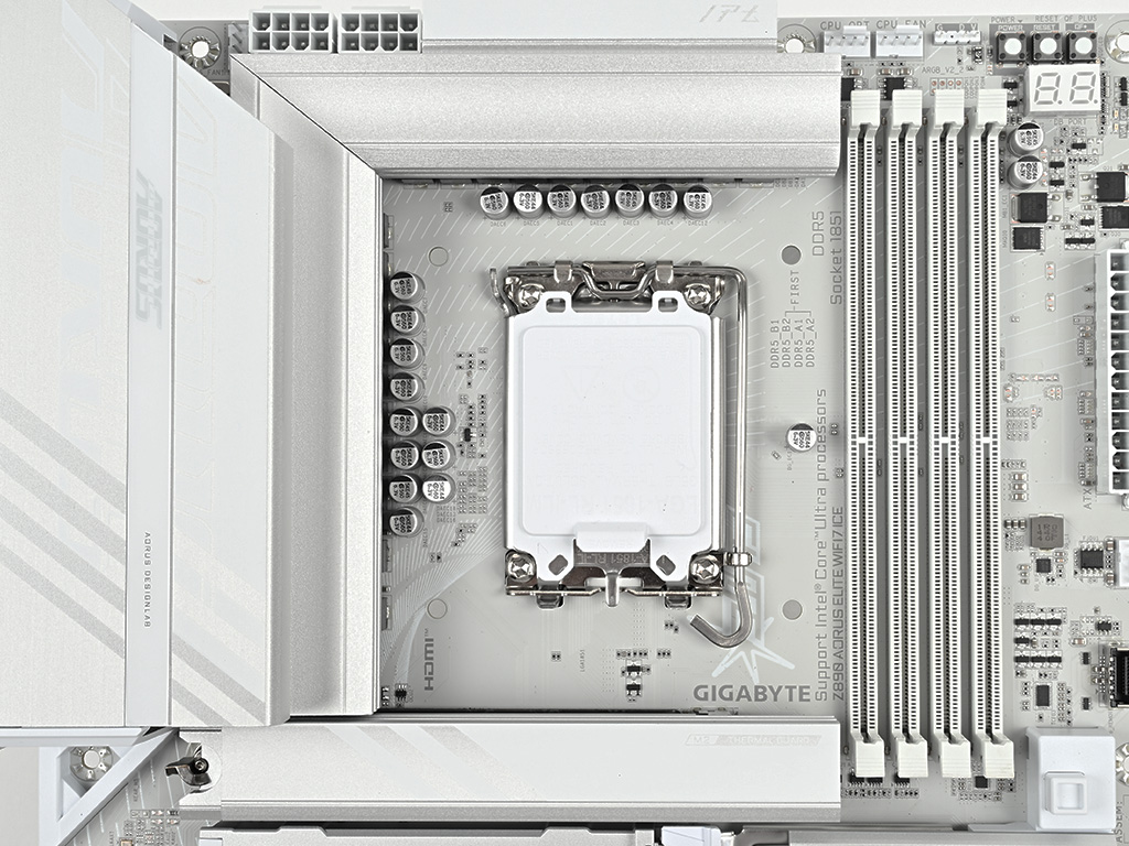 z890_a_elite_wf7_ice_008