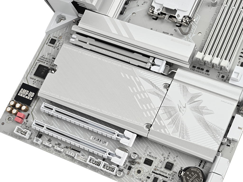 z890_a_elite_wf7_ice_035