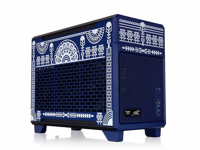 Thermaltake、現代アートを取り込んだ特別デザインの限定版ミニタワー「TR100 Koralie Edition」