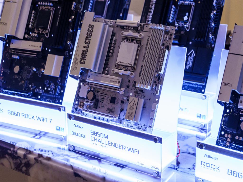 ces_asrock2026_mb_07